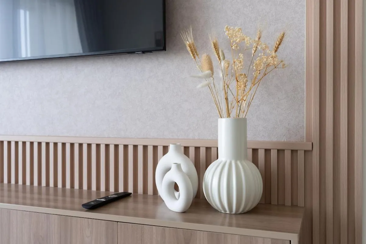 Sea-Facing 1Br At Beachfront 50 Off Eid Promo Dubai Apartment
